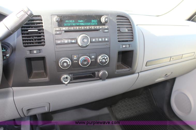 image for item L2378 2008 Chevrolet Silverado 1500 Ext. Cab pickup truck