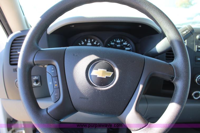 image for item L2378 2008 Chevrolet Silverado 1500 Ext. Cab pickup truck