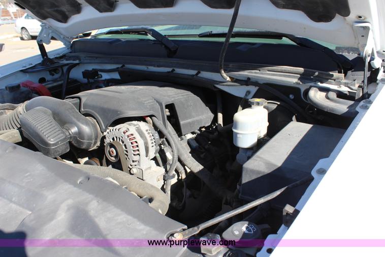 image for item L2378 2008 Chevrolet Silverado 1500 Ext. Cab pickup truck