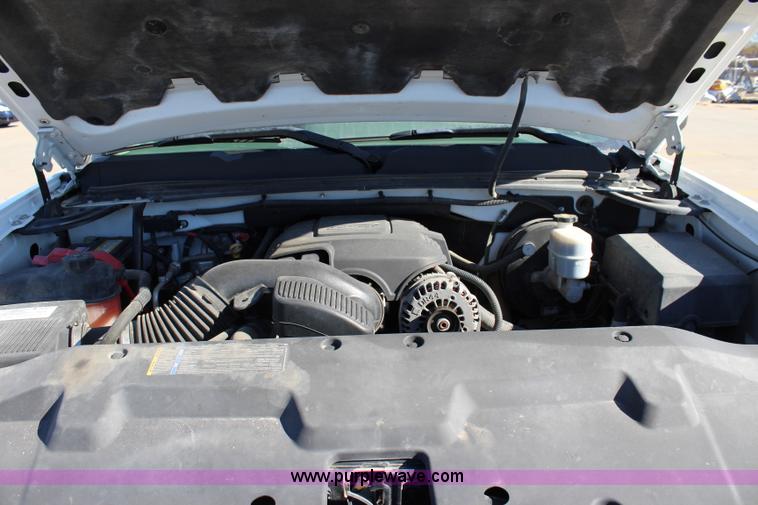 image for item L2378 2008 Chevrolet Silverado 1500 Ext. Cab pickup truck