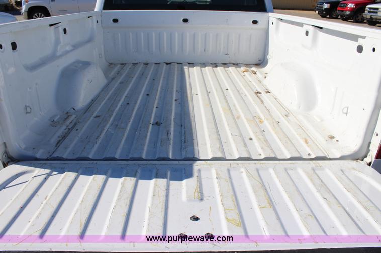 image for item L2383 2008 Chevrolet Silverado 1500 Ext. Cab pickup truck