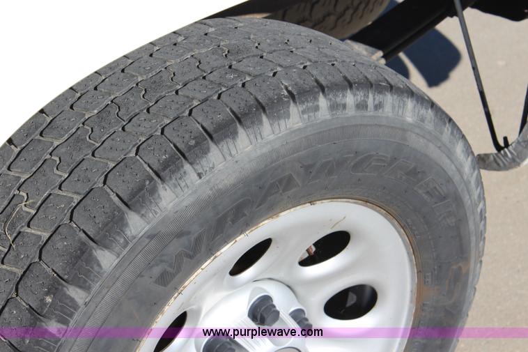 image for item L2384 2005 Chevrolet Silverado 1500 pickup truck