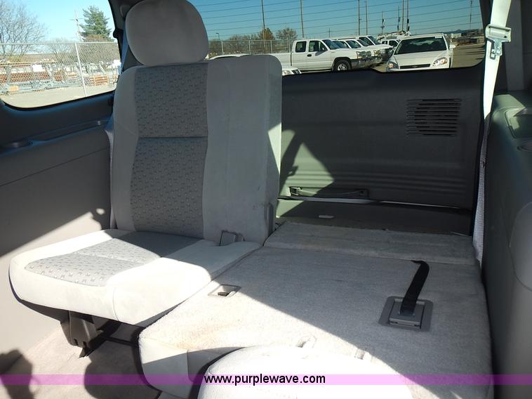 image for item L2390 2007 Chevrolet Uplander LS van