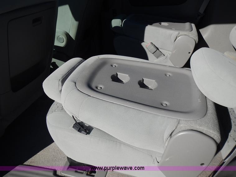 image for item L2390 2007 Chevrolet Uplander LS van