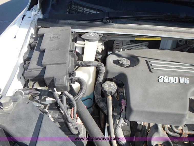 image for item L2390 2007 Chevrolet Uplander LS van