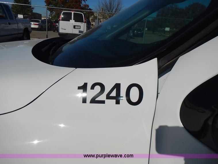 image for item L2390 2007 Chevrolet Uplander LS van