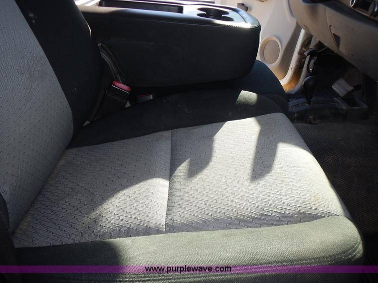 image for item L2393 2008 Chevrolet Silverado 1500 pickup