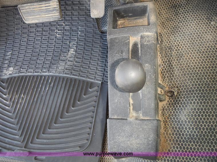 image for item L2393 2008 Chevrolet Silverado 1500 pickup