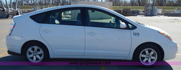 image for item L2394 2008 Toyota Prius