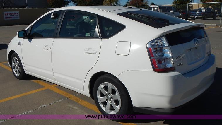 image for item L2394 2008 Toyota Prius