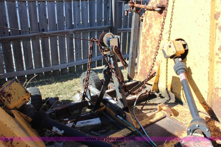 image for item L2404 Batwing rotary mower