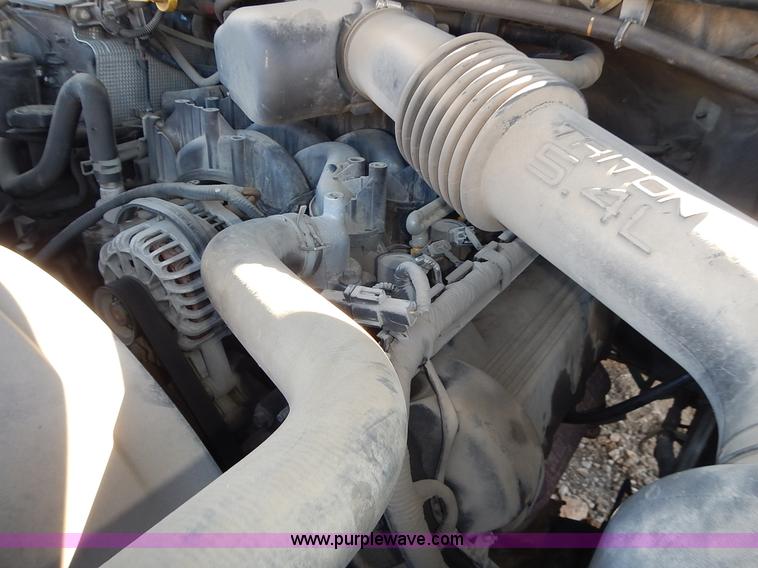 image for item L2409 2003 Ford F250 Super Duty SuperCab pickup truck