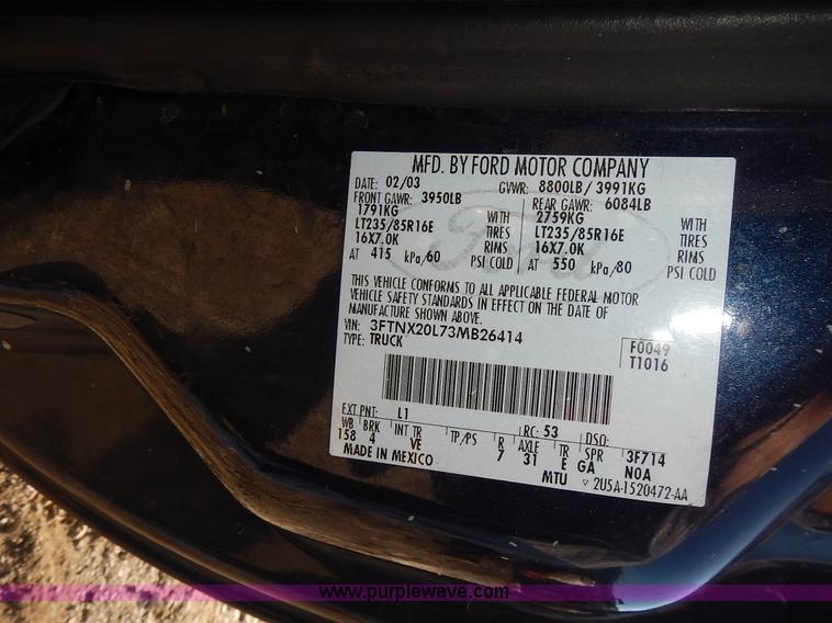 image for item L2409 2003 Ford F250 Super Duty SuperCab pickup truck