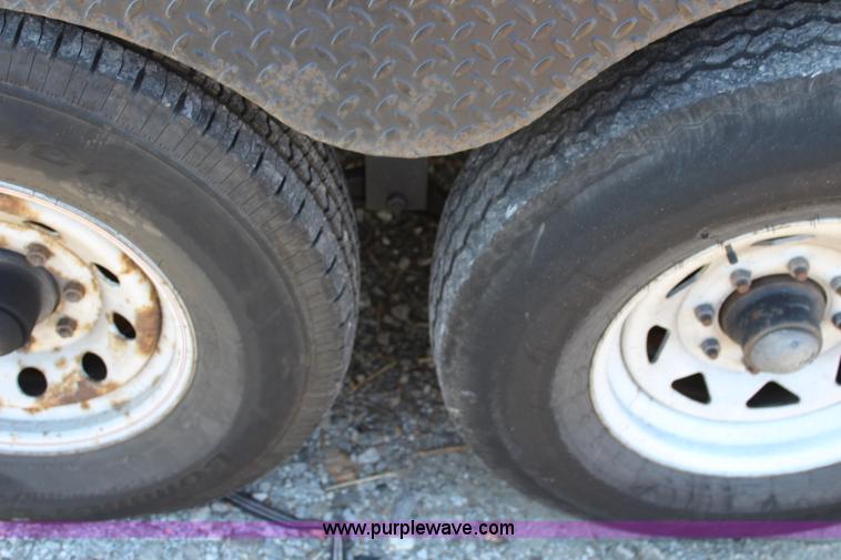 image for item L2410 2000 Trailerman utility trailer