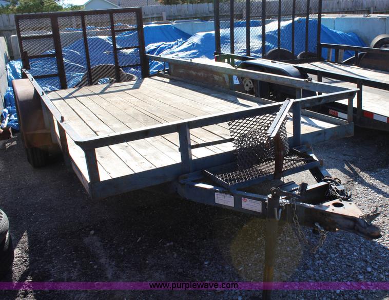 image for item L2411 2008 Star utility trailer