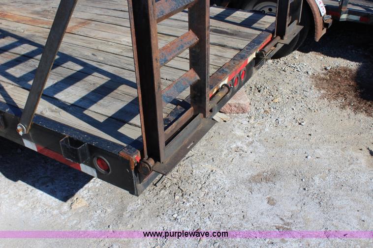 image for item L2414 2002 Diamond Charger utility trailer