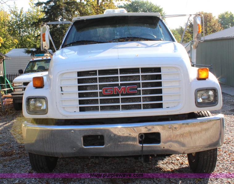 image for item L2433 1997 GMC C6500 rollback truck