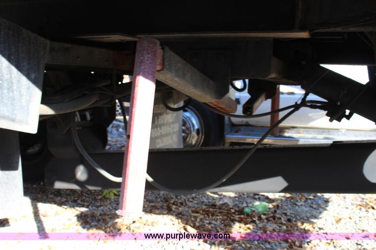 image for item L2433 1997 GMC C6500 rollback truck