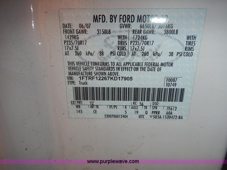 image for item L3521 2007 Ford F150 XL pickup truck