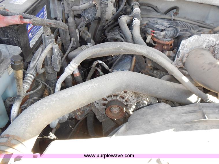 image for item L3523 2007 Ford F150 XL pickup truck