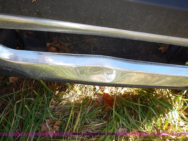 image for item L3523 2007 Ford F150 XL pickup truck