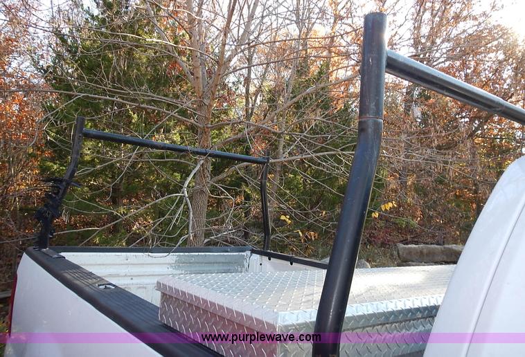 image for item L3523 2007 Ford F150 XL pickup truck