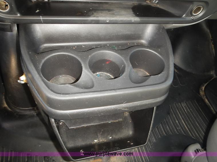 image for item L3544 2003 Chevrolet Express 1500 van