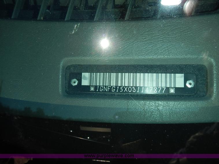 image for item L3544 2003 Chevrolet Express 1500 van