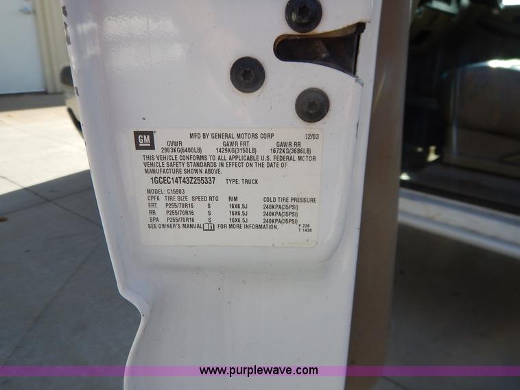 image for item L3547 2003 Chevrolet Silverado 1500 pickup truck