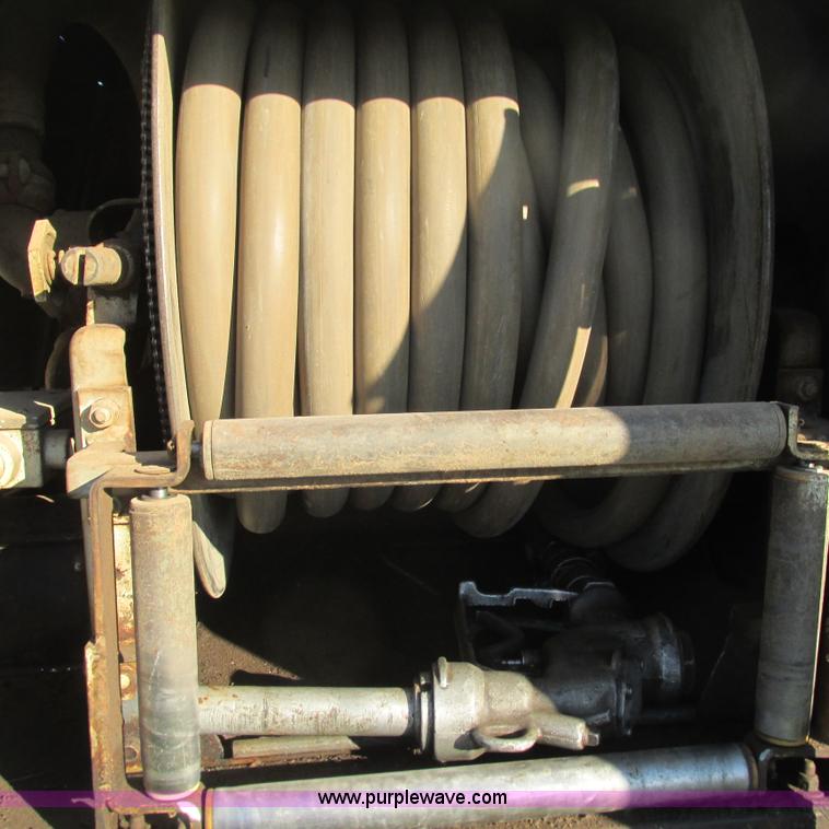 image for item L5319 1999 International 4900 fuel truck