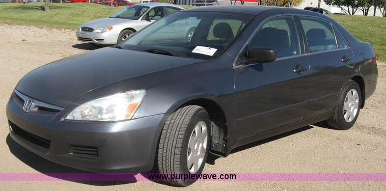 image for item L6437 2007 Honda Accord