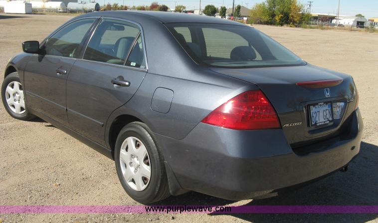 image for item L6437 2007 Honda Accord