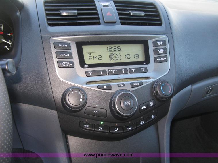 image for item L6437 2007 Honda Accord