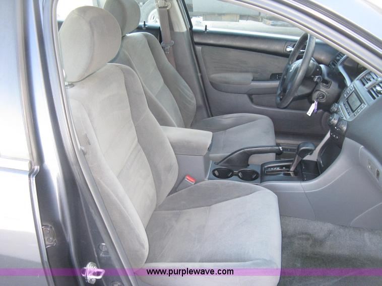 image for item L6437 2007 Honda Accord