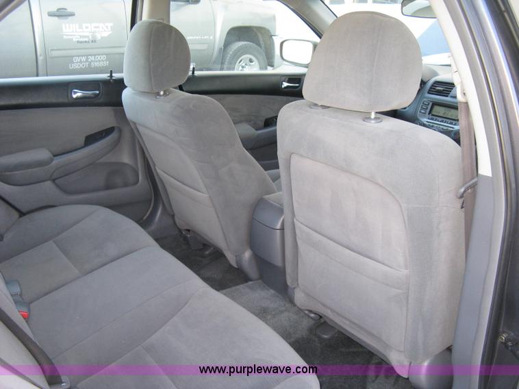 image for item L6437 2007 Honda Accord