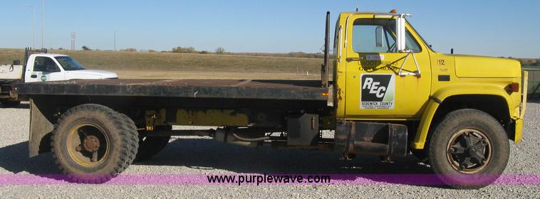 image for item L6439 1986 Chevrolet C70 Custom Deluxe flatbed truck