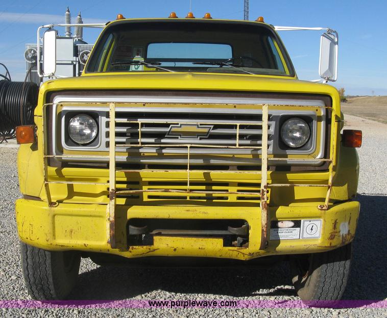 image for item L6439 1986 Chevrolet C70 Custom Deluxe flatbed truck