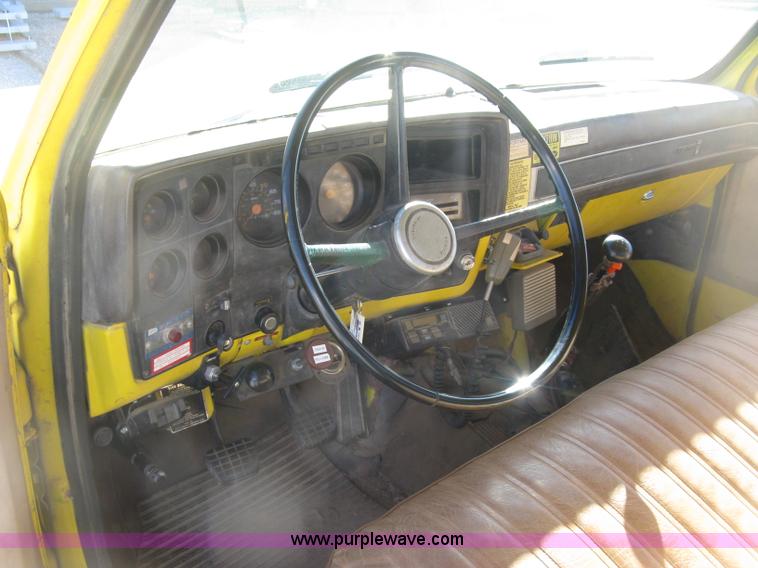 image for item L6439 1986 Chevrolet C70 Custom Deluxe flatbed truck