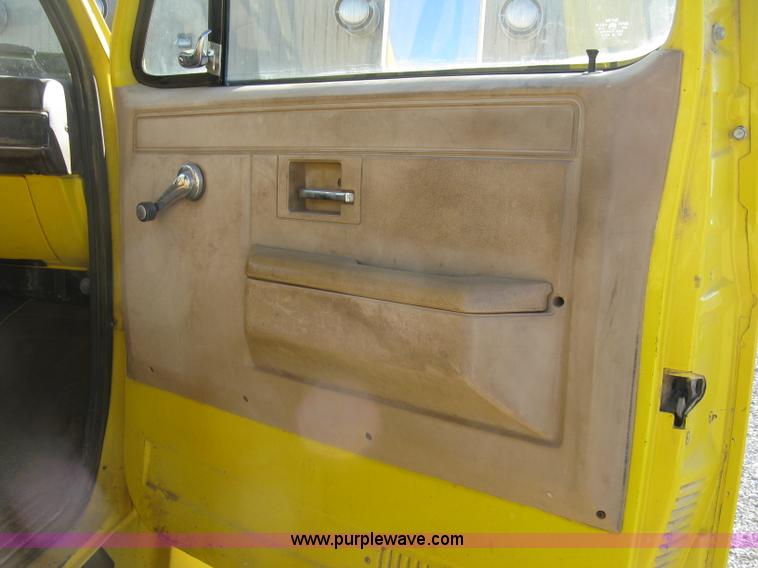 image for item L6439 1986 Chevrolet C70 Custom Deluxe flatbed truck