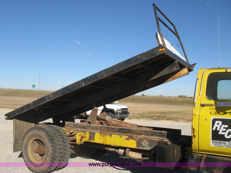 image for item L6439 1986 Chevrolet C70 Custom Deluxe flatbed truck