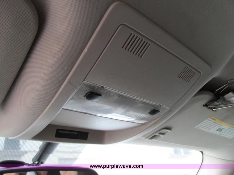 image for item R9328 2008 GMC Sierra 1500 pickup truck