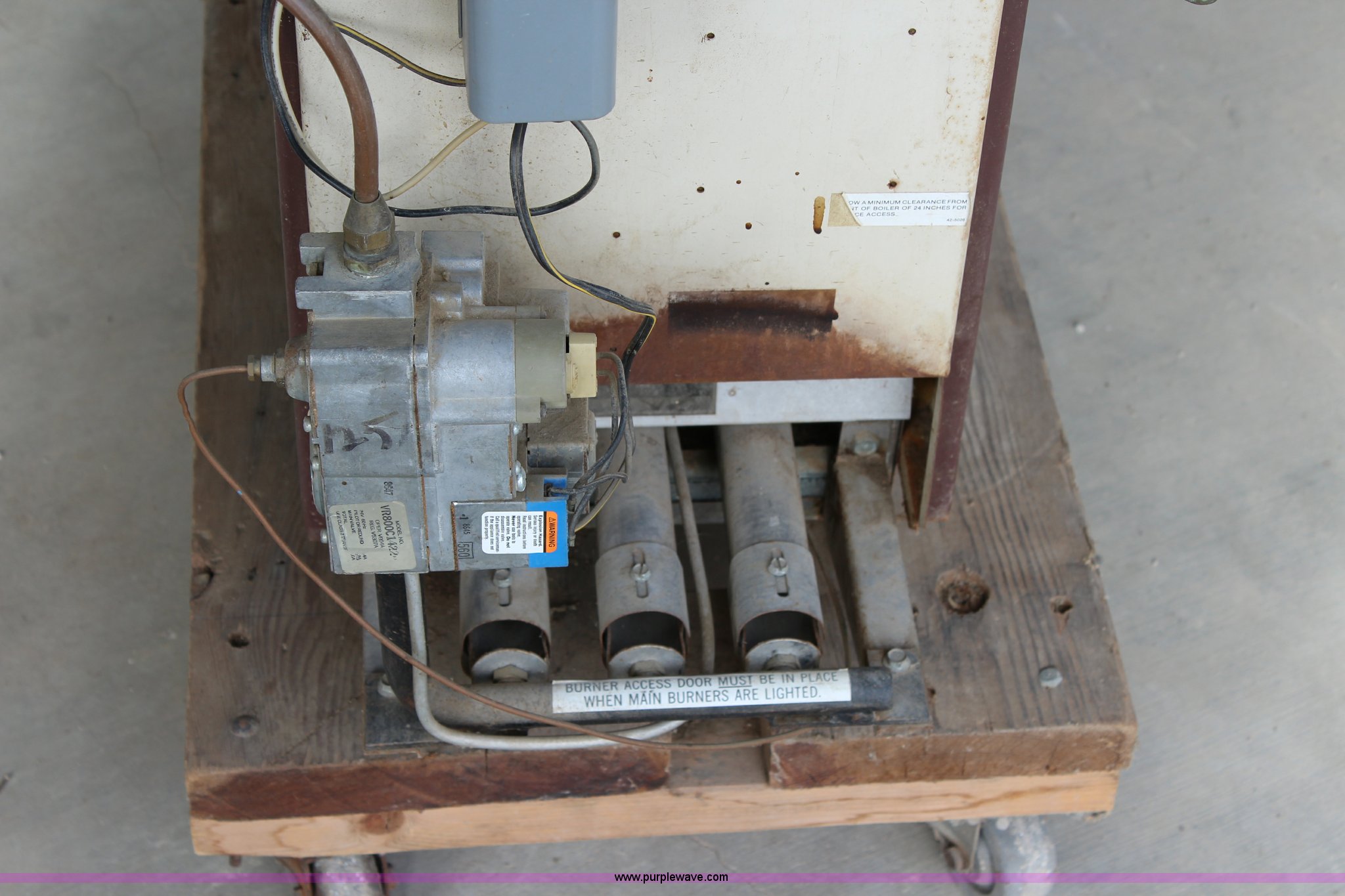 Hydrotherm HC125C gas fired boiler in Eskridge, KS Item BL9382 sold