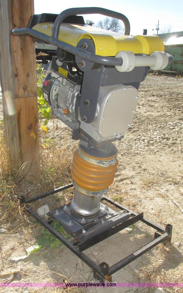 image for item AV9046 Mustang ML-80S walk-behind compactor
