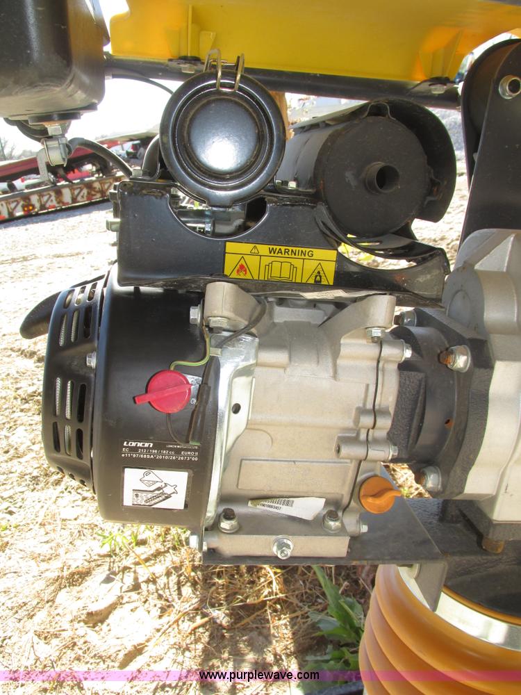 image for item AV9046 Mustang ML-80S walk-behind compactor
