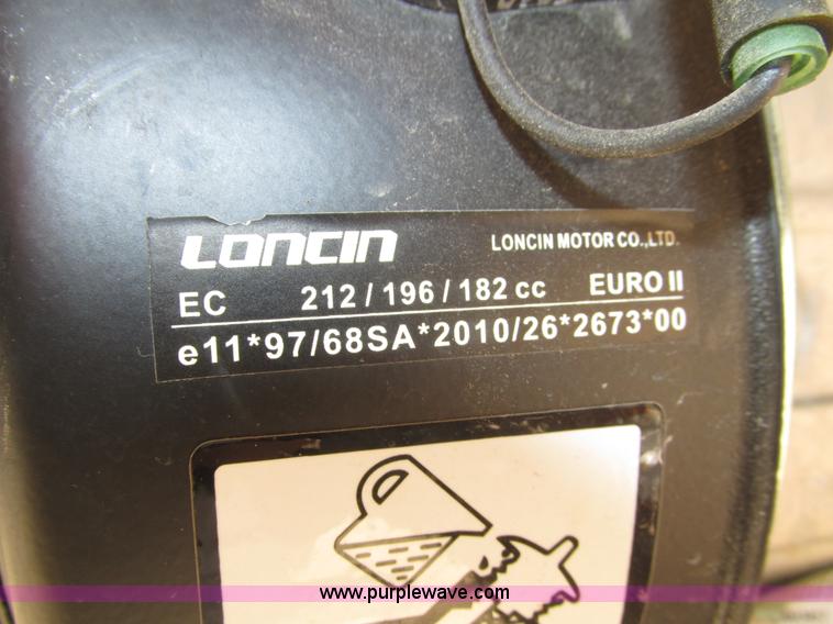 image for item AV9046 Mustang ML-80S walk-behind compactor