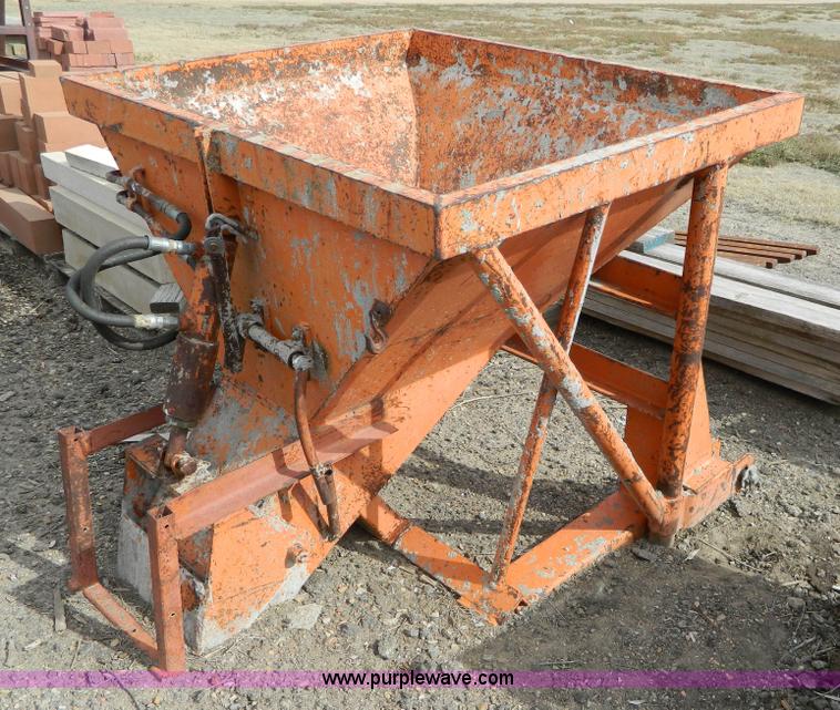 image for item BT9871 Concrete chute