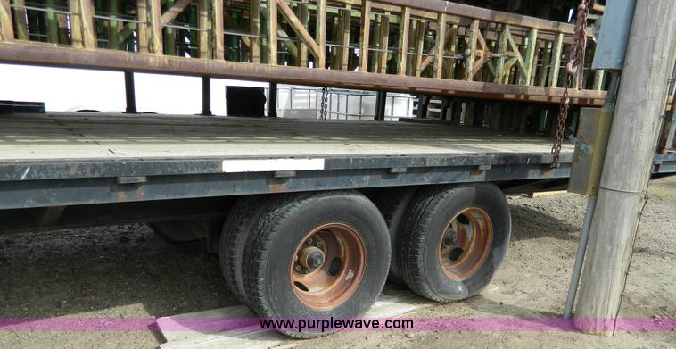 image for item BT9876 1998 Finnesy flatbed trailer with scaffolding