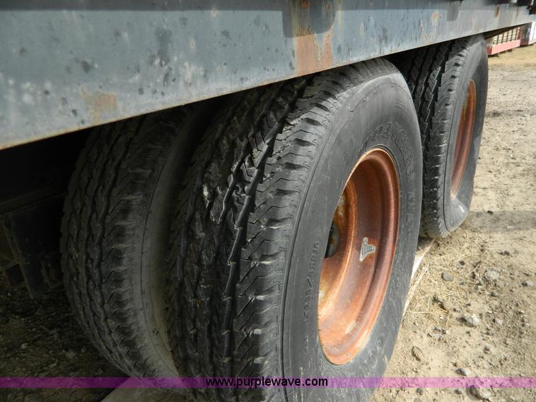 image for item BT9876 1998 Finnesy flatbed trailer with scaffolding