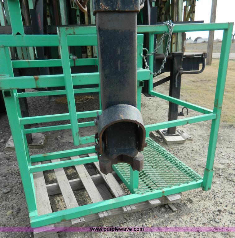 image for item BT9876 1998 Finnesy flatbed trailer with scaffolding