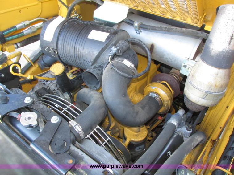 image for item H1064 2009 John Deere 320 skid steer